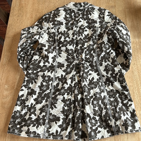 Eddie Bauer jacket - Picture 10 of 13